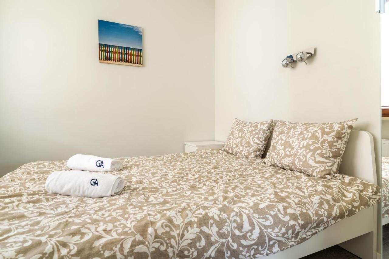 Golden Apartments - City Center - Gieldowa 바르샤바 외부 사진